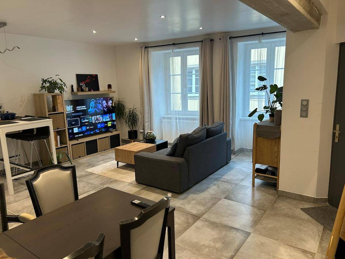 Appartement entier, Appartement, 45 m2, 1 bed queen size in Sierck-les-Bains, Moselle