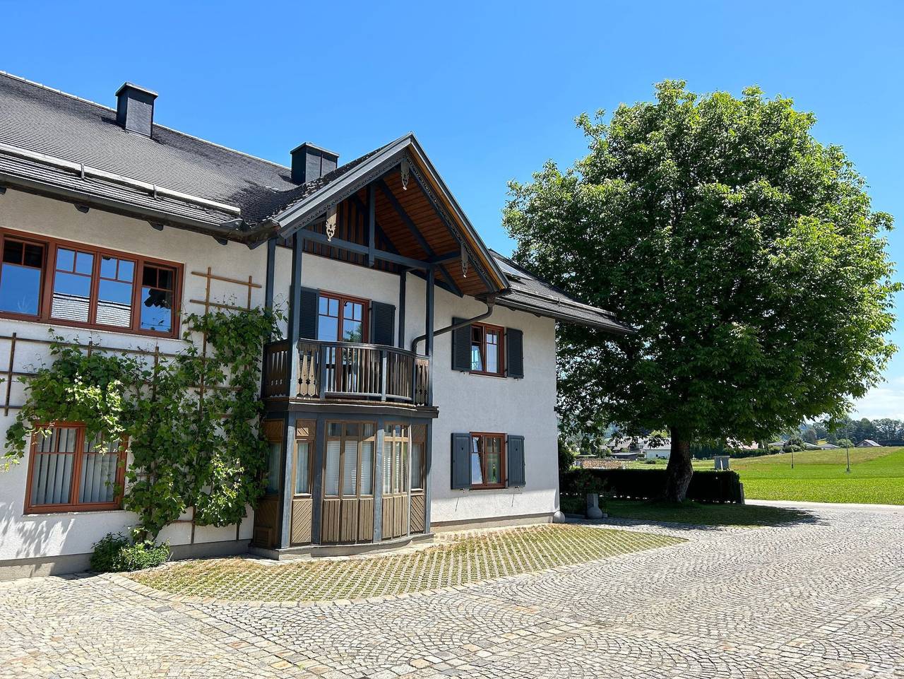 Ganze Ferienwohnung, Ferienwohnung Schneeweiss - Loft trifft Natur in Salzkammergut-Berge, Sankt Georgen im Attergau