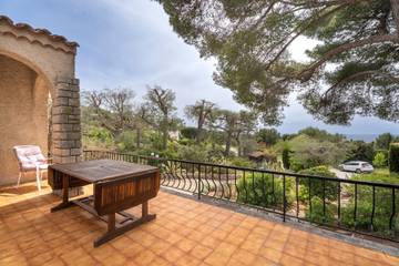 Villa Con Piscina per 9 Persone in Saint-Cyr-sur-Mer, Toulon e dintorni, Foto 1