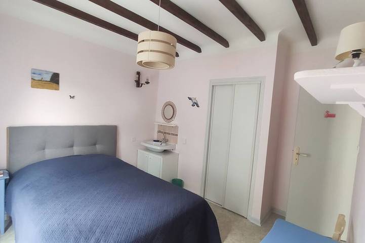 Location de vacances pour 6 personnes, avec terrasse ainsi que jardin et jacuzzi, animaux acceptés à Pierrelongue - 4