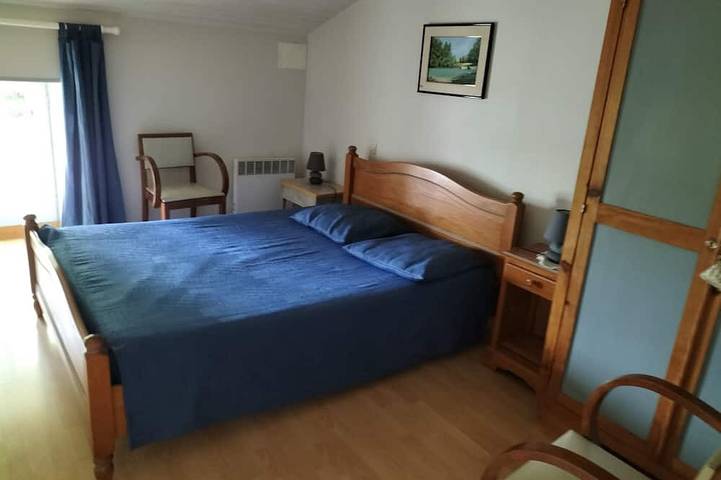 Location de vacances pour 6 personnes, avec Jardin à Antezant-la-Chapelle - 3