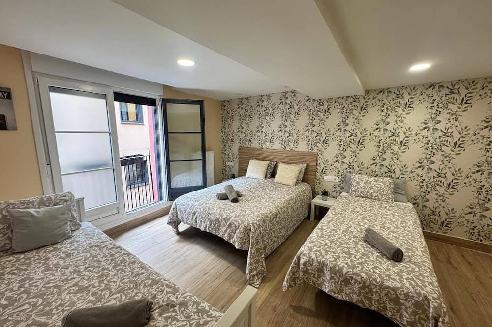 Entire apartment, Apartamentos San Nicolas in Logroño, La Rioja Province