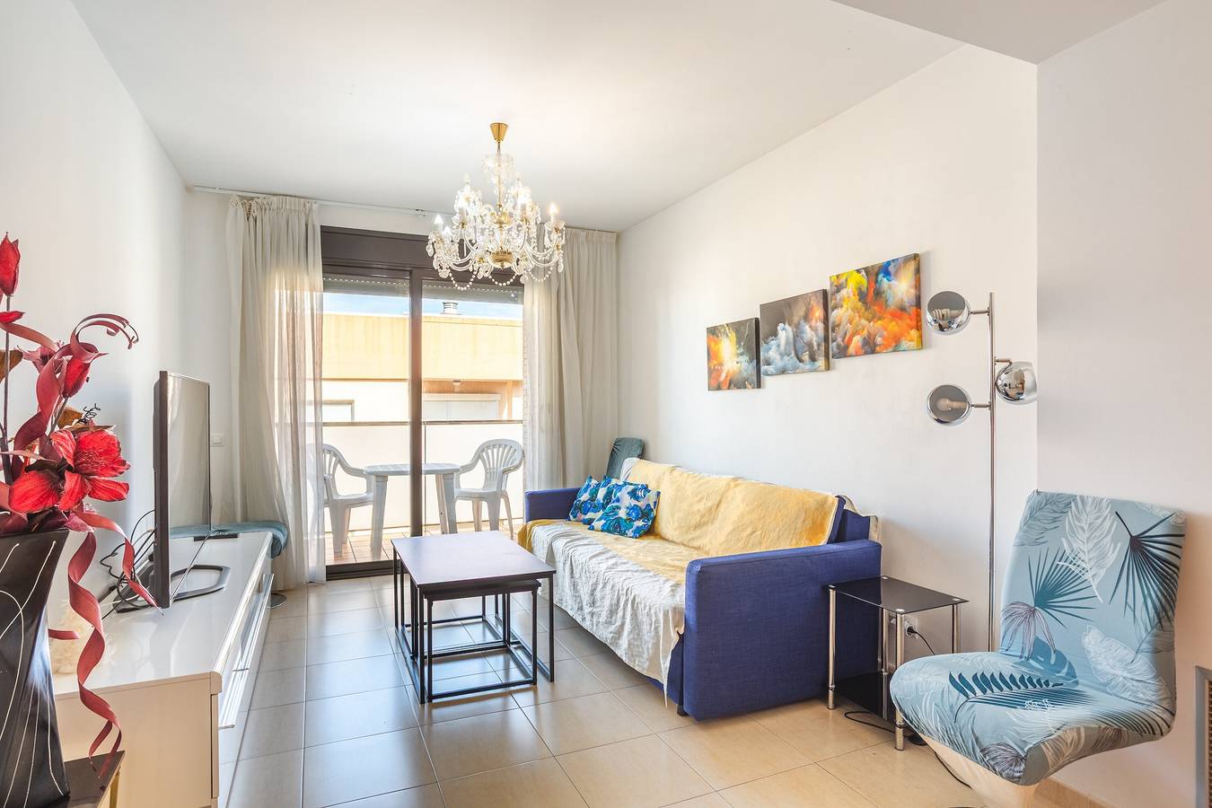 Apartment 'Verano Go2lloret' with Mountain View, Wi-Fi and Air Conditioning