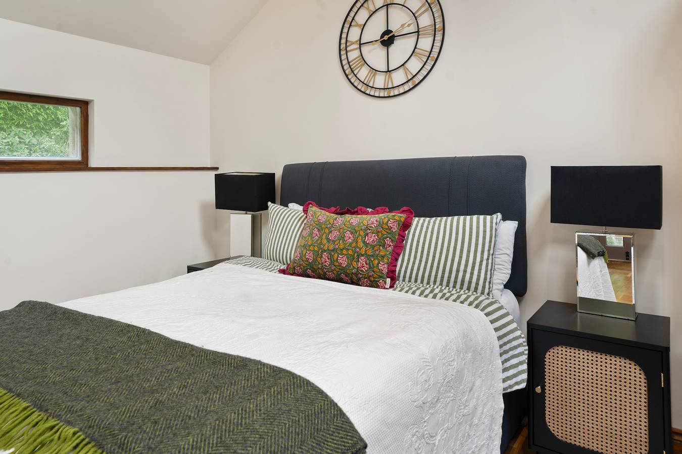 Wisteria Lodge - beautiful countryside retreat in Bekesbourne with Patrixbourne, Kent