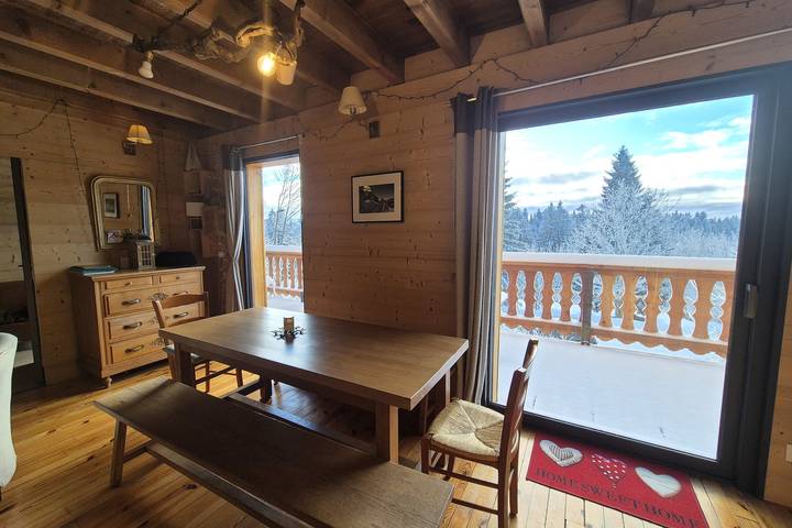 Chalet pour 12 personnes, avec terrasse dans Bauges - 2
