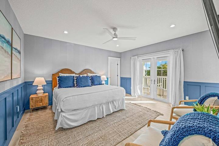 Vacation house for 18 people, with hot tub and balcony in Siesta Key