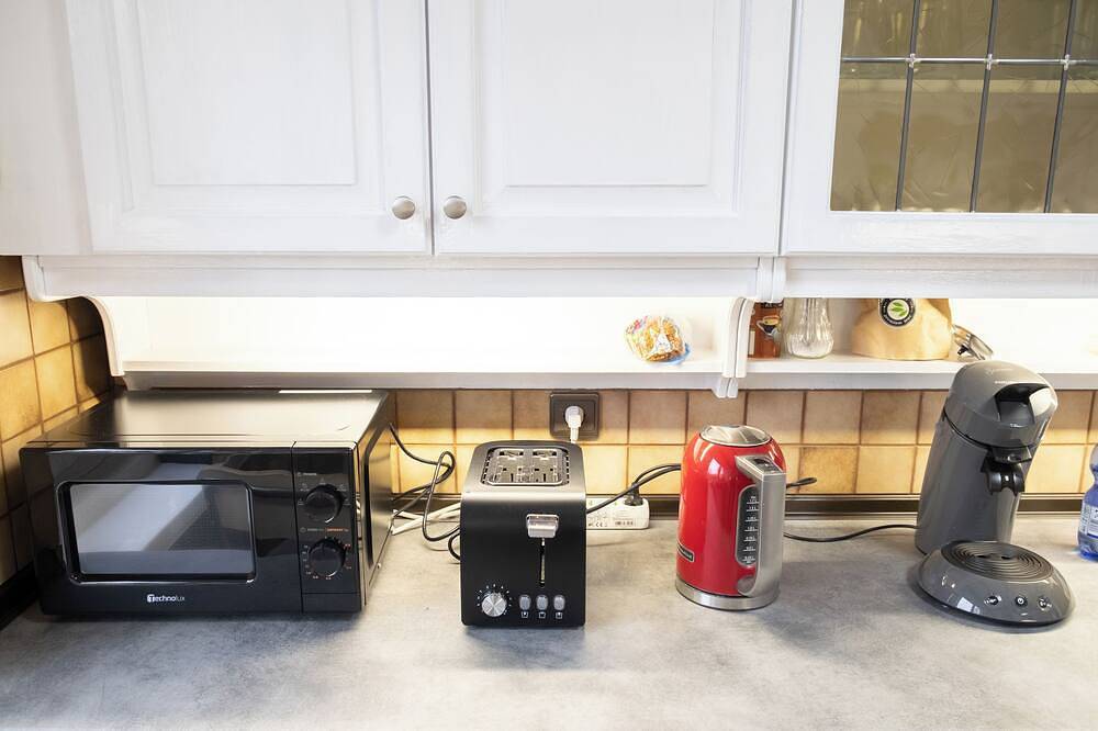 Ferienhaus große Villa 4 Schlafzimmer 3 Badezimmern - \" Smart Home \" in Euskirchen, Eifel