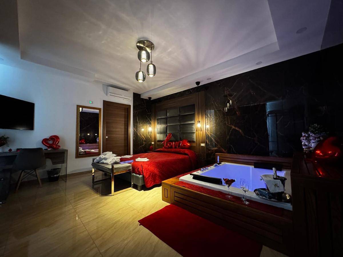 Diamond in Randazzo, Etna