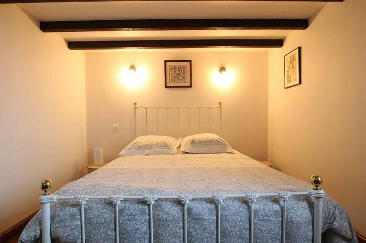 Gîte pour 4 personnes, avec jardin à Villedieu-les-Poêles - 3
