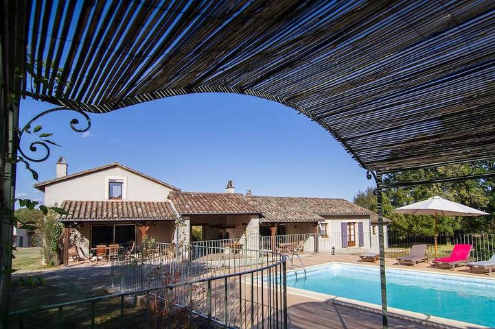 Maison de vacances pour 12 personnes, avec jardin à Caylus