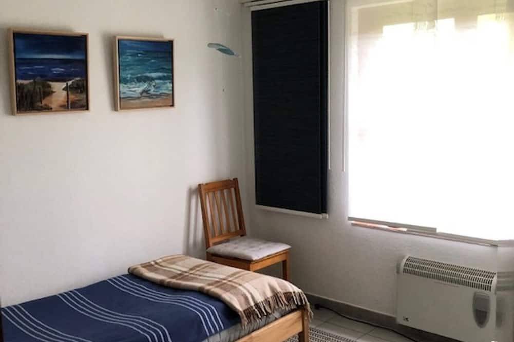 Fisherman's house by the sea in Bredene, Belgische Küste