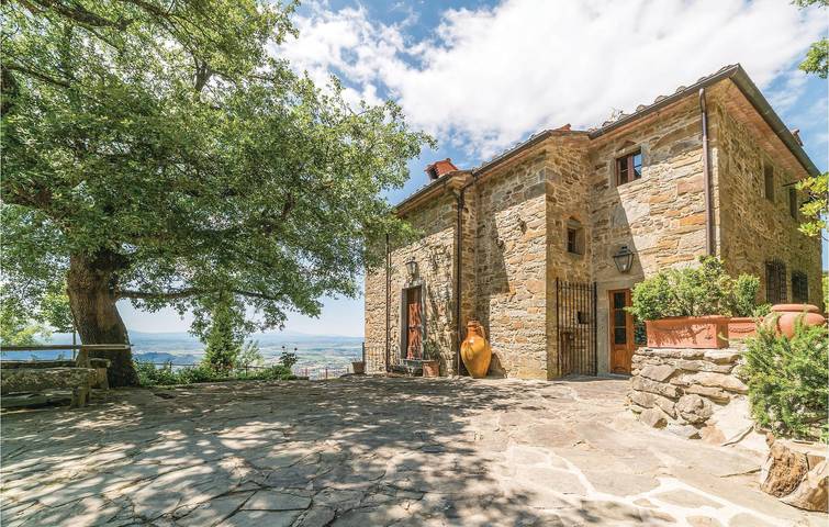 Casa de vacaciones para 14 personas, con terraza además de piscina y jardín - 1