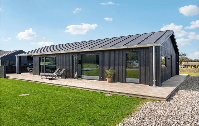 Ferienhaus für 9 Personen, mit Terrasse und Garten sowie Sauna in Kelstrup Strand