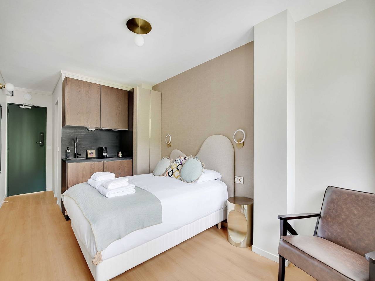 Apartamento entero, Modern "Green Suites" residence - Meudon/Vélizy in Meudon, Altos del Sena