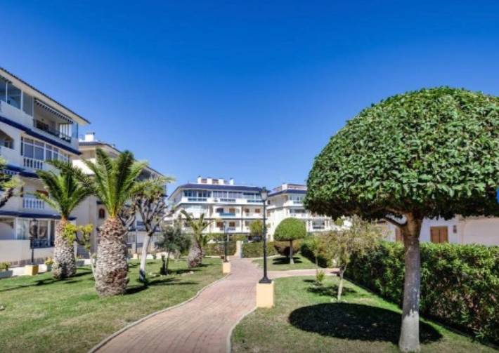 Ferienwohnung für 4 Personen, mit Balkon und Garten in La Mata - 2