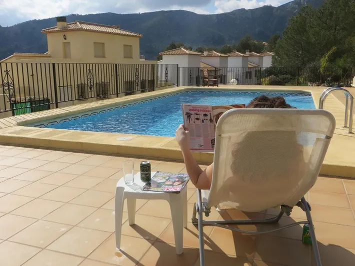 Chalet para 5 personas, con vistas además de jardín y piscina, Familias con niños - 1
