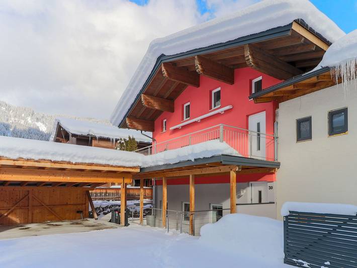 Ferienhaus für 16 Personen, mit Balkon und Terrasse sowie Garten und Sauna in Krimml