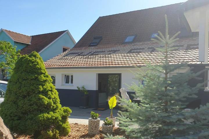 Gîte pour 2 personnes, avec vue ainsi que piscine et jardin à Marckolsheim - 3