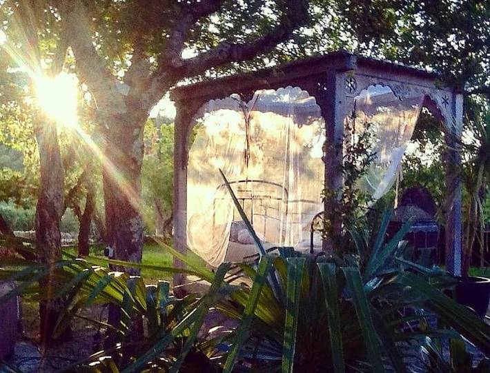 Location de vacances pour 2 personnes, avec vue et jardin à Saint-André-de-Cruzières