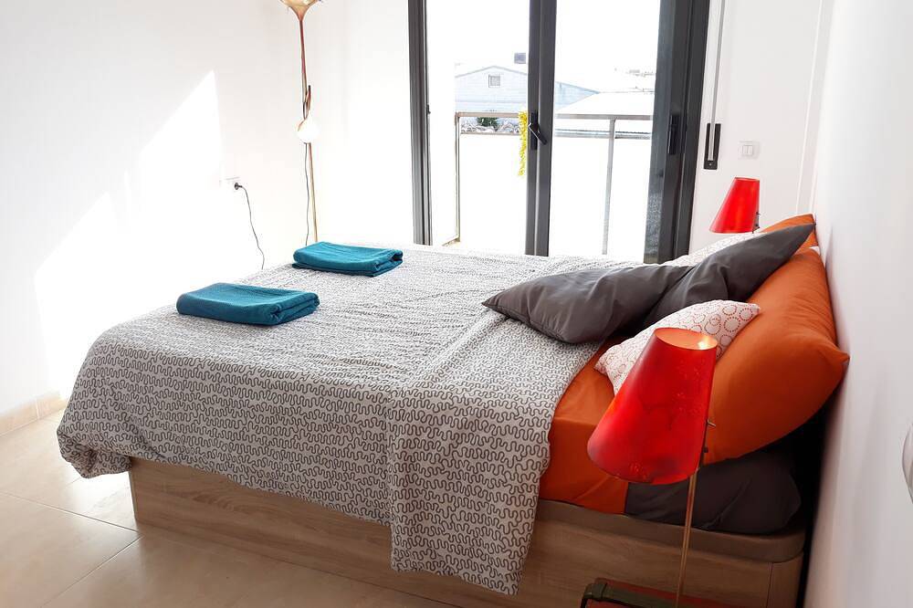 Entire apartment, Charming Apartment Surrounded by Nature Cerquita del Rio Ebro in Terres de l'Ebre, Delta de l'Ebre