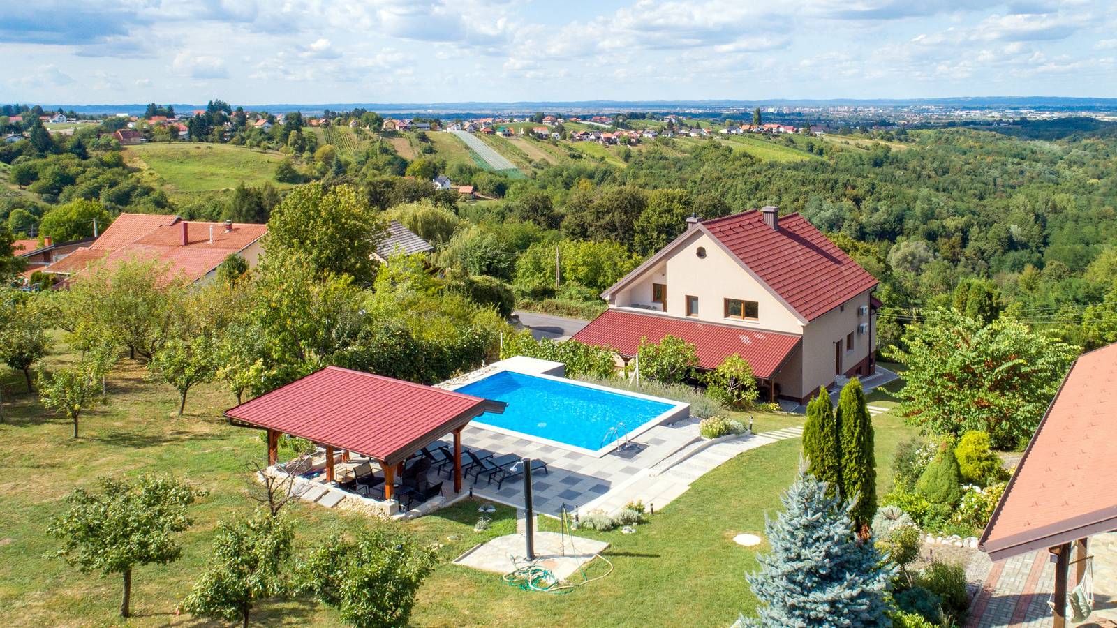 Villa Nevita by Villas Guide in Gornji Kneginec, Varazdin