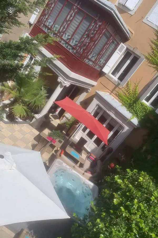 Casa de huéspuedes para 2 personas, con jacuzzi además de piscina y jardín - 1