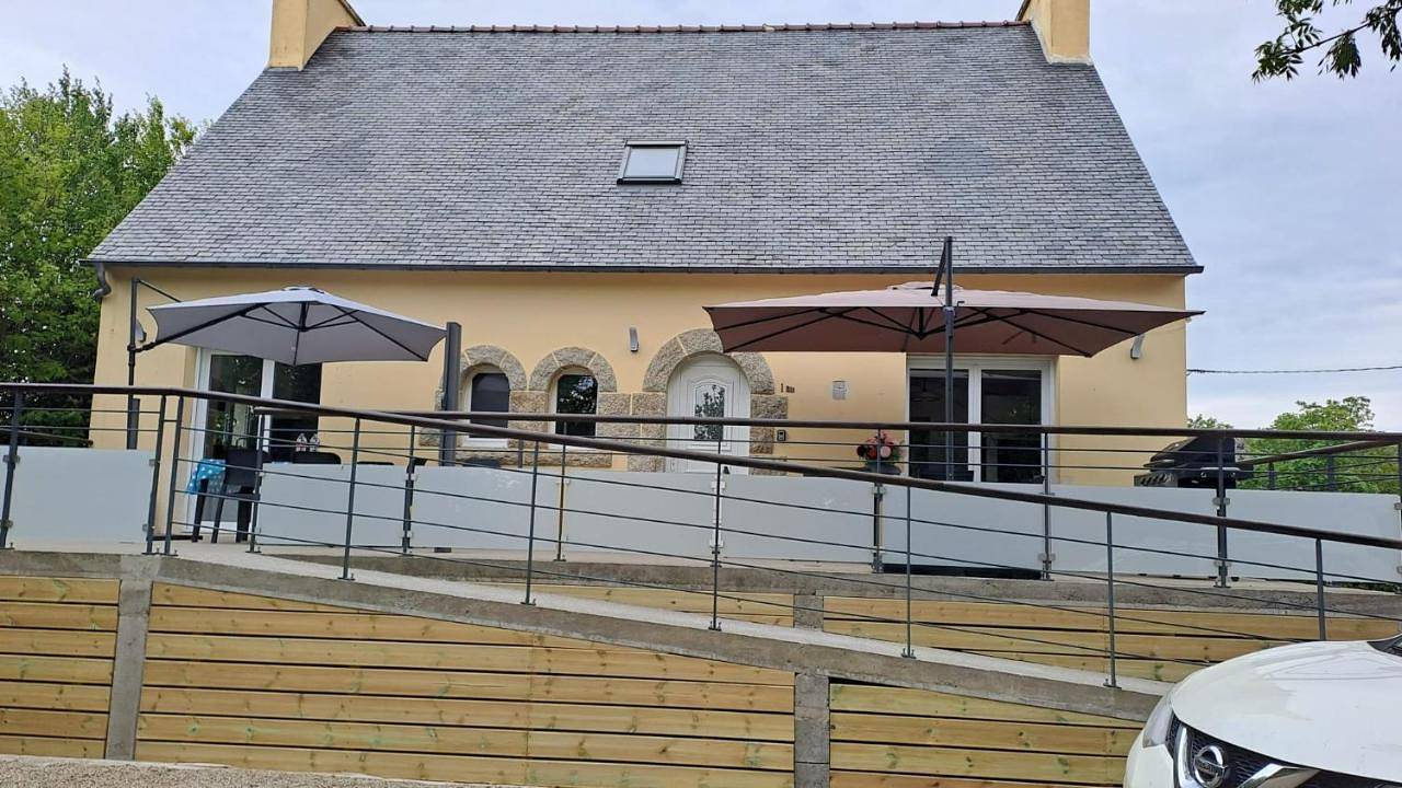 Two-Bedroom House in Landivisiau, Région de Morlaix