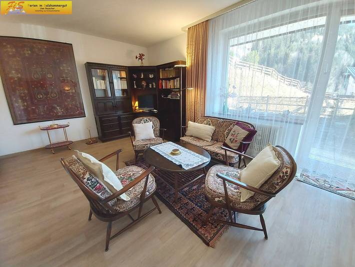 Ferienwohnung für 4 Personen, mit Balkon und Terrasse sowie Garten und Ausblick in Bad Mitterndorf