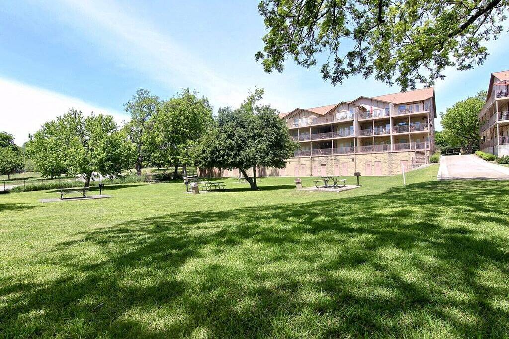 Ganze Wohnung, Flusslauf am Wasserrad - 2Bdr / 2Bth! in New Braunfels, Comal County