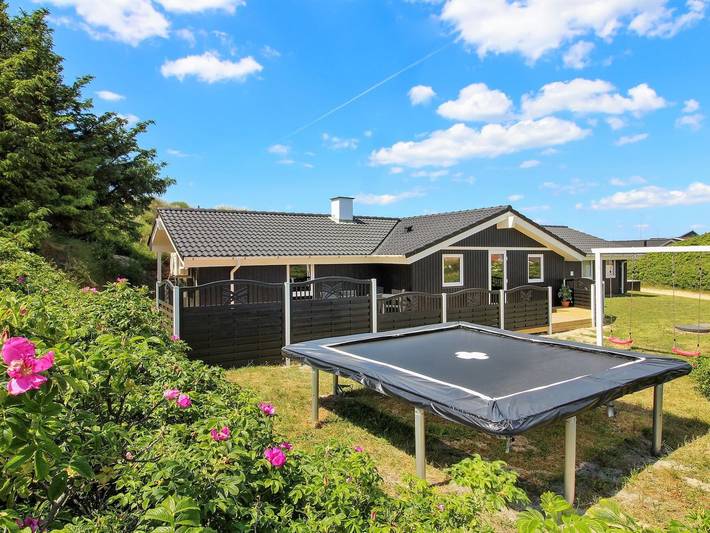 Ferienhaus mit Meerblick für 10 Personen, mit Pool und Kinderpool sowie Sauna und Terrasse in Vejers Strand