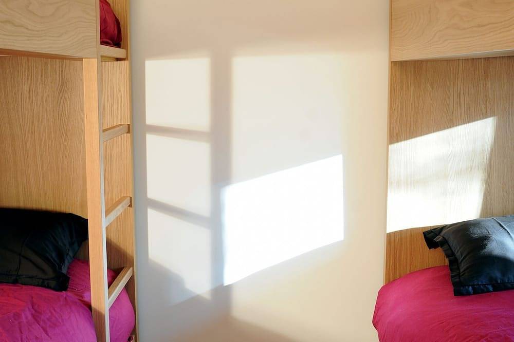 Umgewandelte Wassermühle Mit Schönen Fluss Und Majestätischen Bergen Vor Der Haustür in Snowdonia