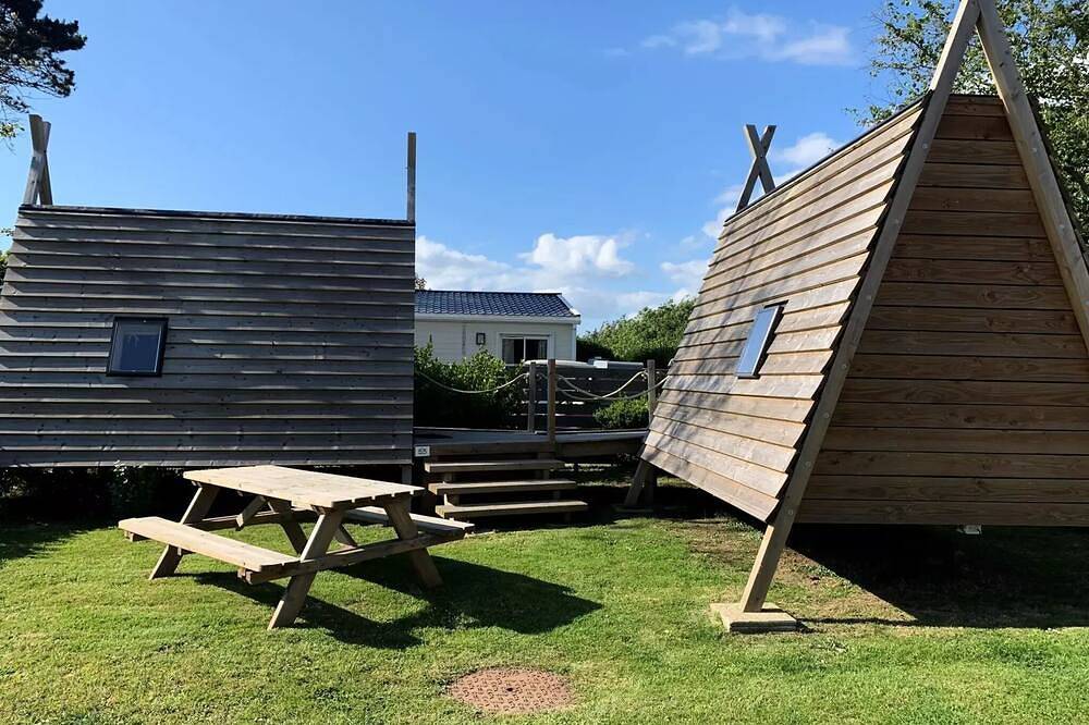 Campsite Kerlaz *** - Tipi Hut 3 Rooms 4 People Without Sanitary in Tréguennec, Côte de Cornouaille