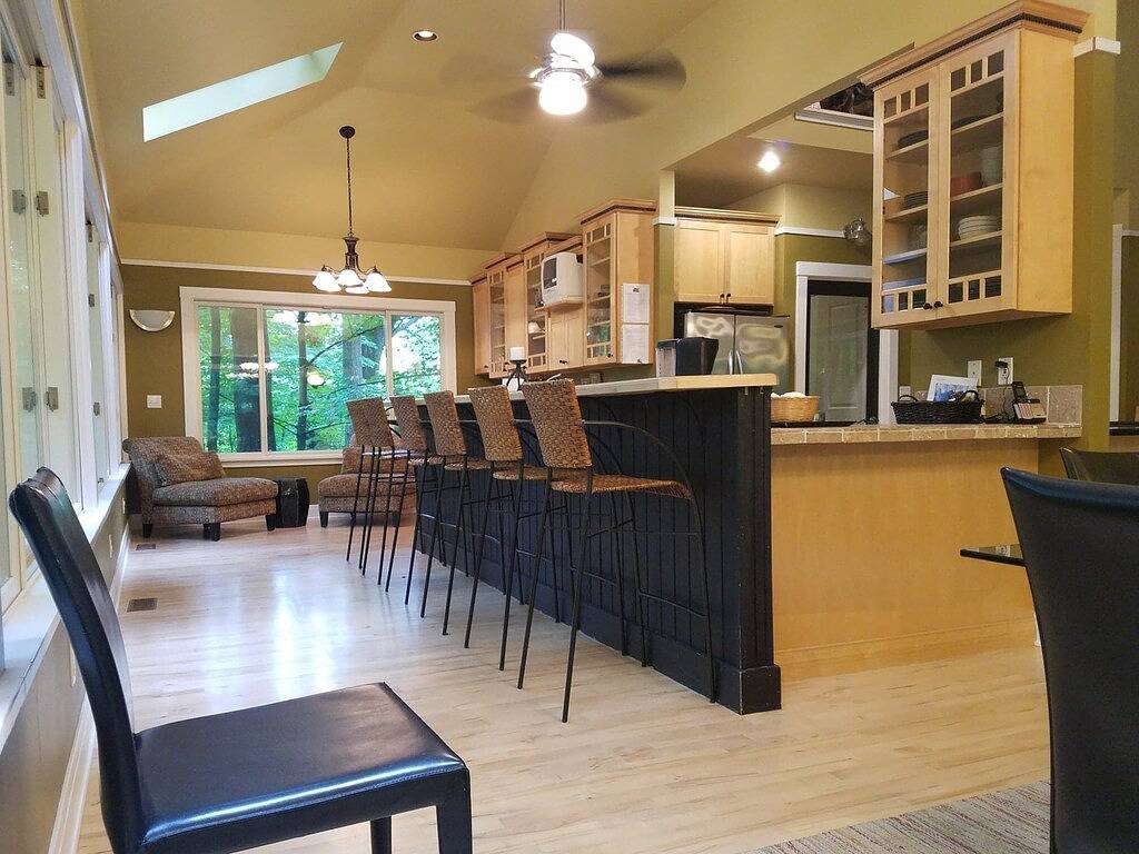 Flucht! Whirlpool, Feuerstelle, Strand, Herbstfarben, Weintouren, Strandstädte in Lake Michigan Beach, Berrien County