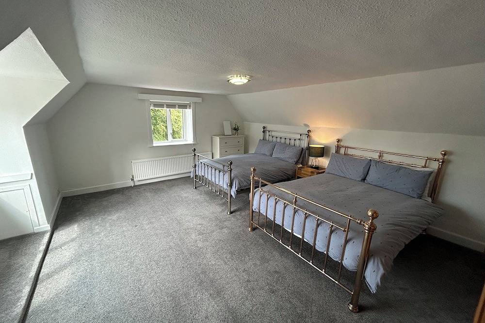 Entire apartment, Apartment 1, The Old Vicarage in Old Hunstanton, Norfolk Coast