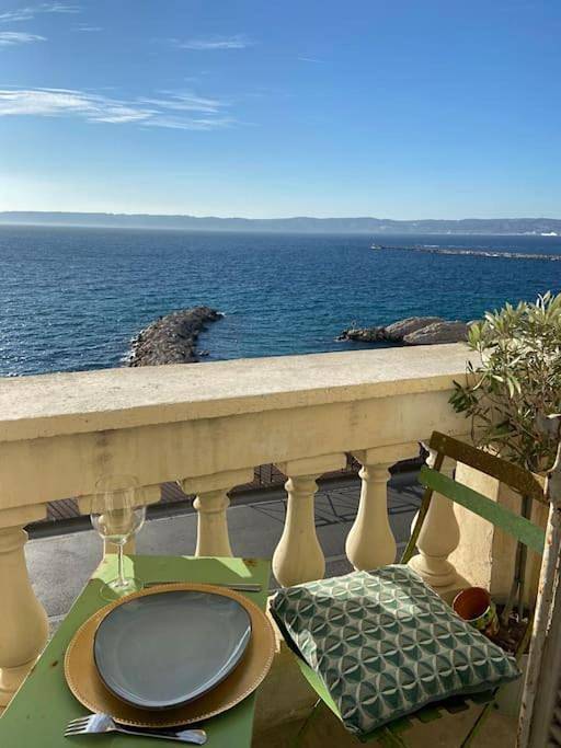 Gîte pour 5 personnes, avec vue et balcon dans Port du Vallon des Auffes - 3
