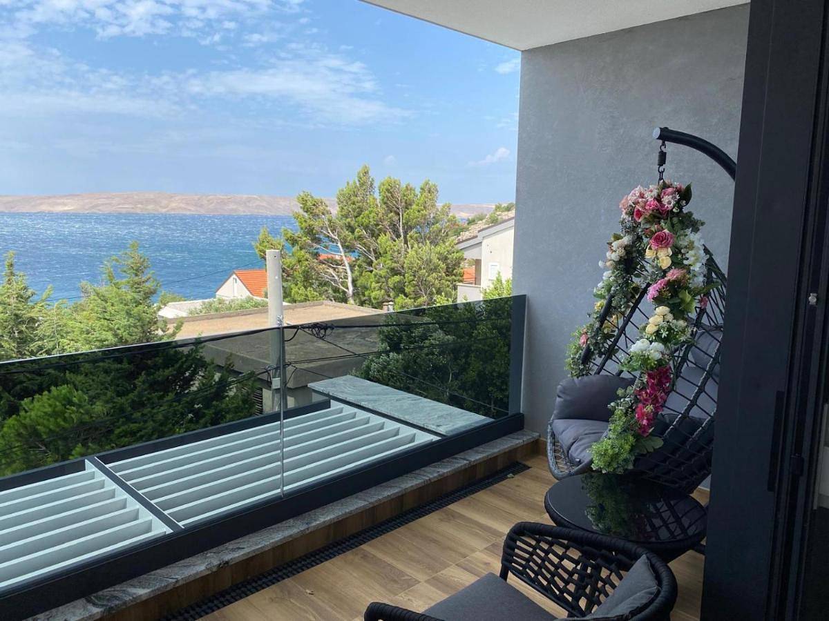 Three-Bedroom Villa in Cesarica, Naturpark Velebit