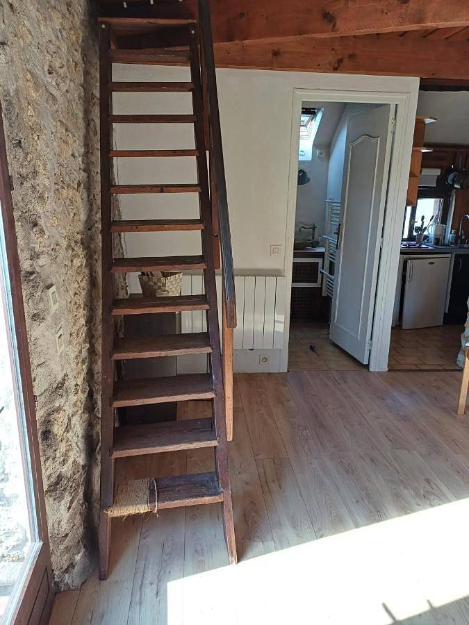 Appartement entier, Appartement en pierre au calme in Vert-Saint-Denis, Seine-et-Marne