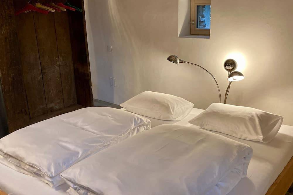 Ganze Wohnung, Stalla d'Immez, (Sta. Maria - Santa Maria Val Müstair). in Sta. Maria im Val Müstair, Val Müstair