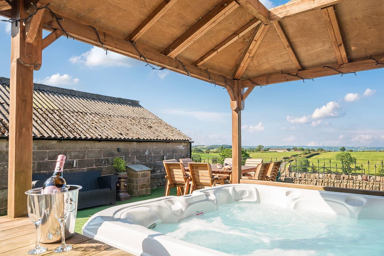 Hollydale in Staffordshire