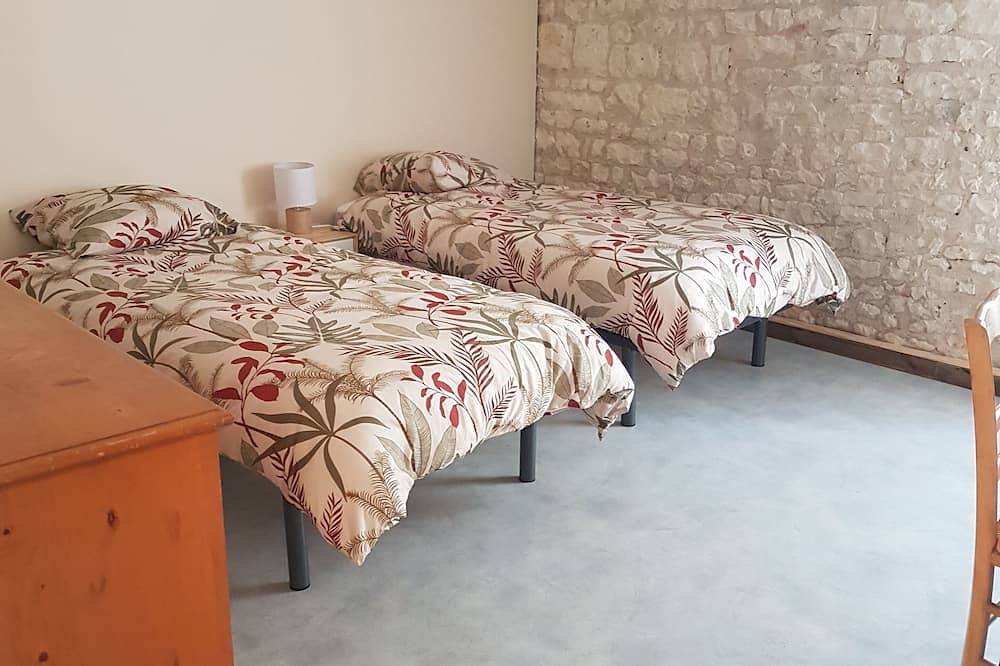 Maison de 4 Chambres Pour 10 Personnes Dont 8 Adultes in Aytré, Región de La Rochelle