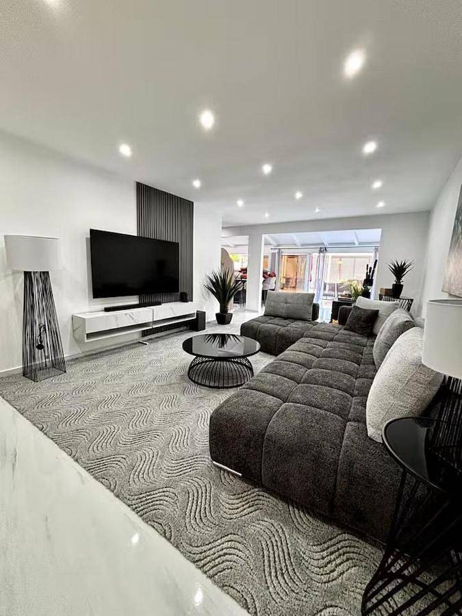 Villa pour 6 personnes, avec jardin ainsi que balcon et piscine