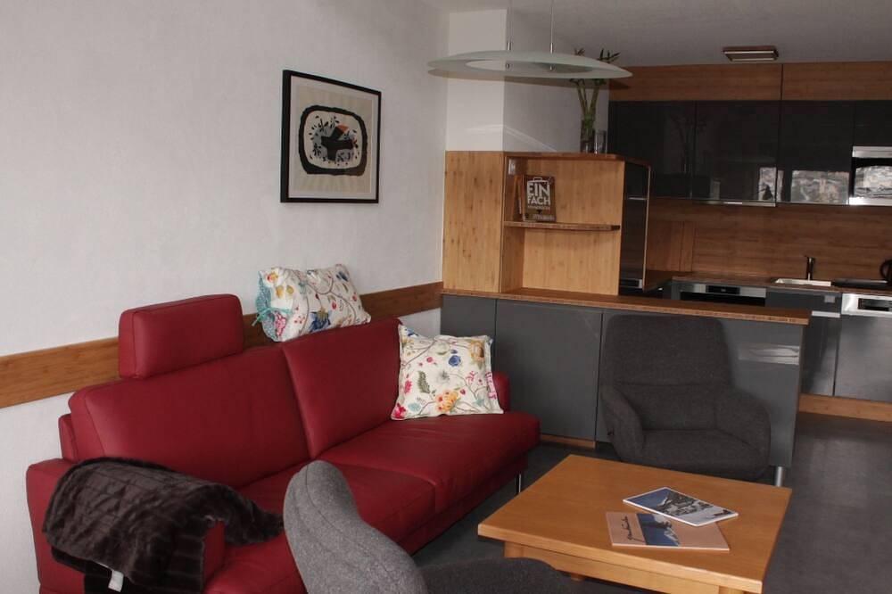 Ganze Wohnung, Disentiserhof Garvera, (Disentis/Mustér), 1032 in Disentis, Surselva