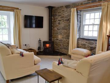 Log Cabin for 4 People in Ceredigion, Mid-Wales, Photo 3