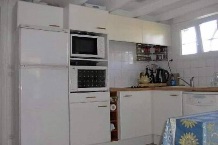 Location de vacances pour 7 personnes, avec terrasse et jardin, animaux acceptés dans Hourtin Plage - 4