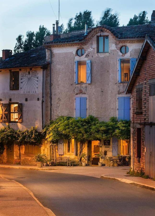 Location de vacances pour 2 personnes, avec vue ainsi que terrasse et jardin à Les Cabannes (Tarn) - 3