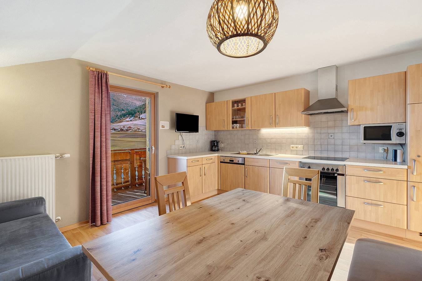 Ganze Wohnung, Apartment „Burgerhof Gsieser“ mit Bergblick, Gemeinschaftsterrasse und Wlan in Villgratner Berge, Gsies