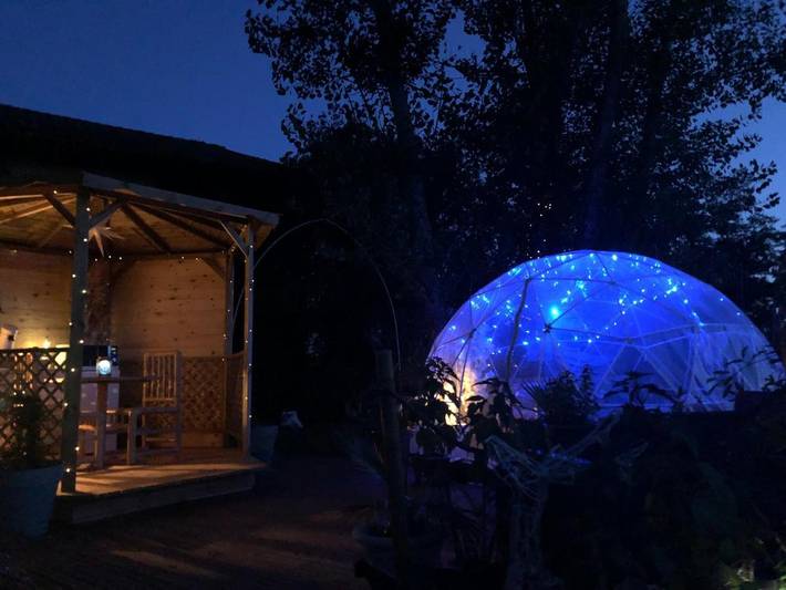 Gîte pour 2 personnes, avec Jacuzzi ainsi que Terrasse et Jardin à Saint-Nicolas-de-la-Grave