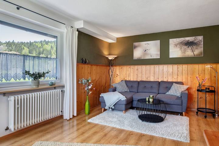 Entire apartment, Holiday Apartment 'Haus Bachwies' with Mountain View, Private Terrace and Wi-Fi in Menzenschwand-Vorderdorf (St. Blasien), St. Blasien