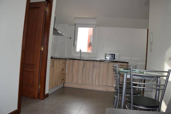 Casa rural con piscina para 2 personas, con vistas además de terraza y piscina en Cantabria - 4