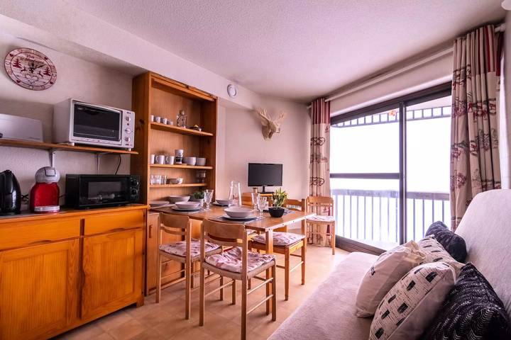 Studio für 4 Personen, mit Ausblick - 1